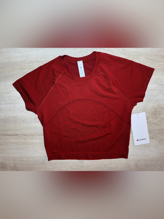 lululemon athletica Tops - Lululemon Swiftly Tech Cropped Short Sleeve 2.0 NWT